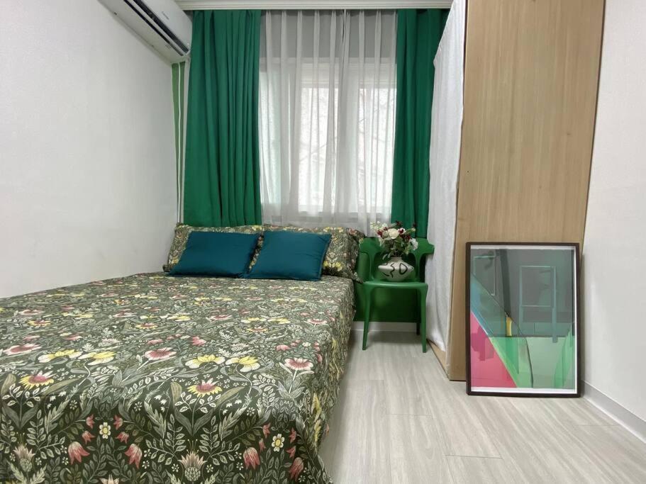 Chic 2-bedroom In Hongdae *